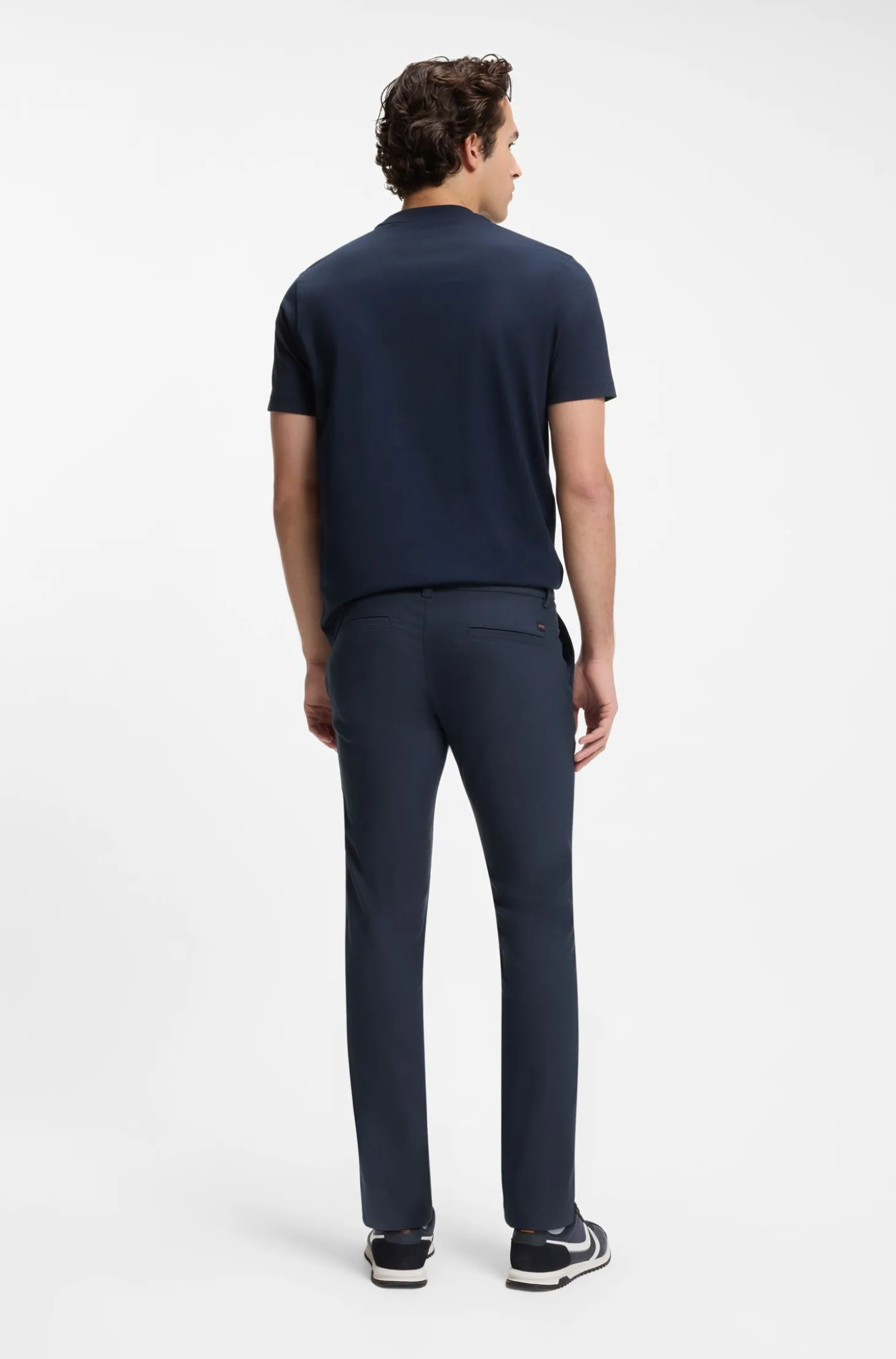 Slim-Fit Chino aus elastischem Twill