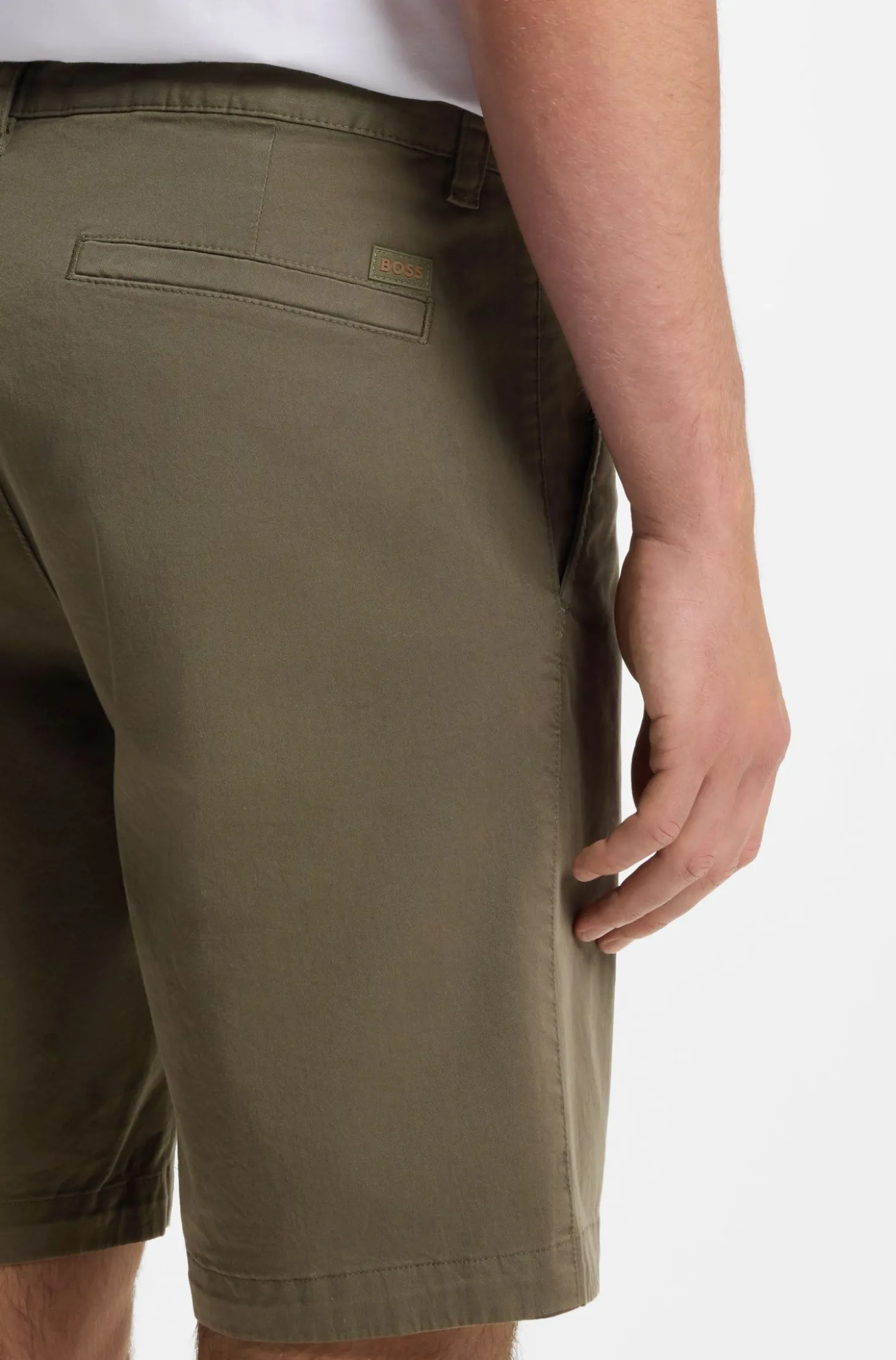 Slim-Fit Chino-Shorts aus Stretch-Baumwolle
