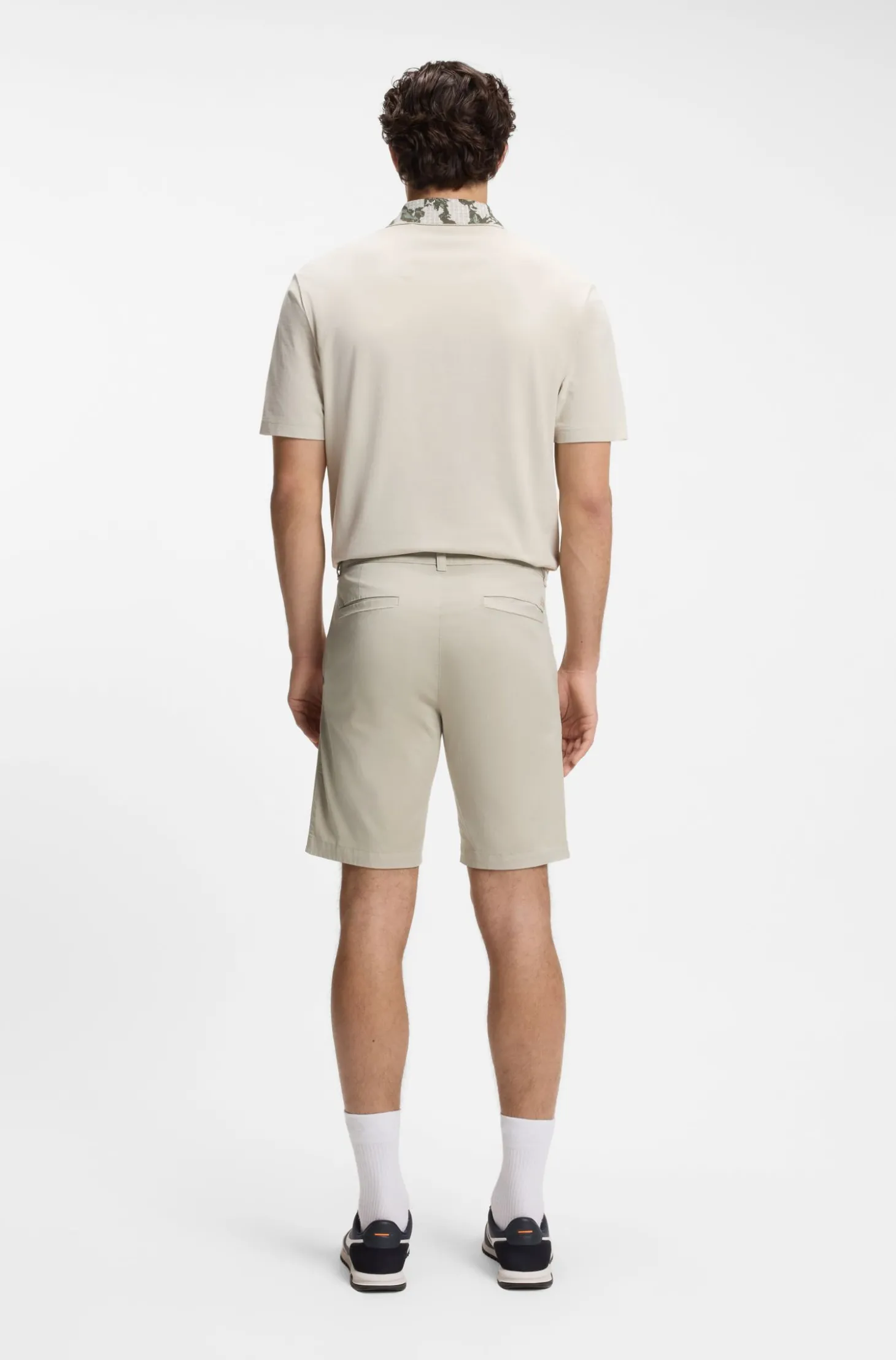 Slim-Fit Chino-Shorts aus Stretch-Baumwolle