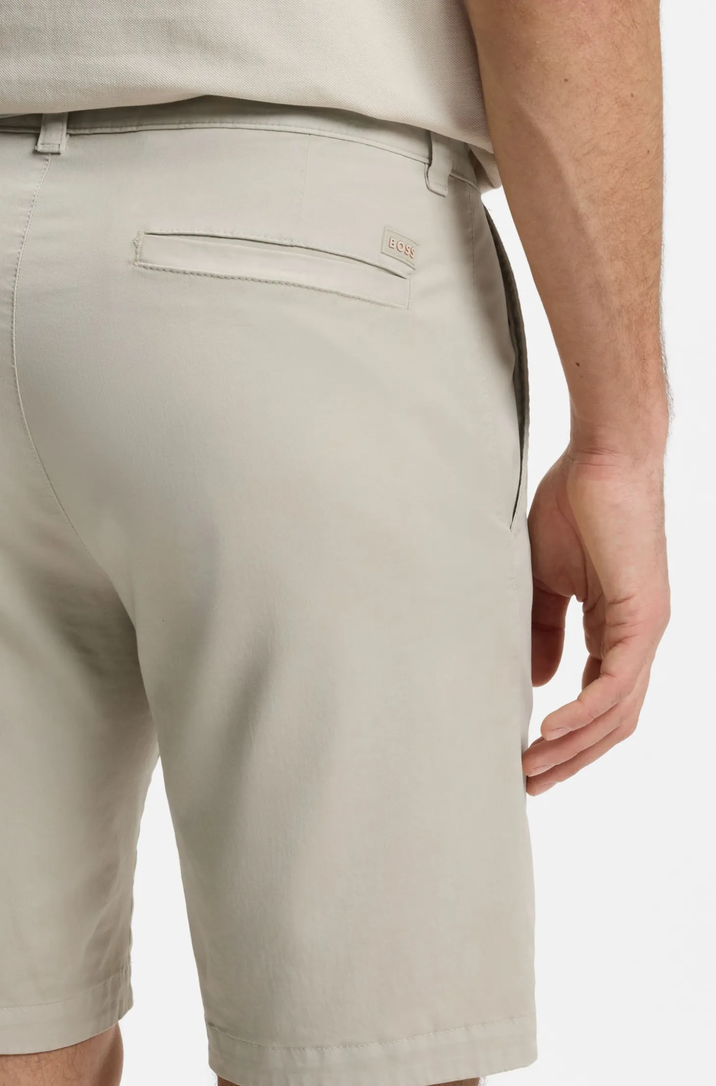 Slim-Fit Chino-Shorts aus Stretch-Baumwolle