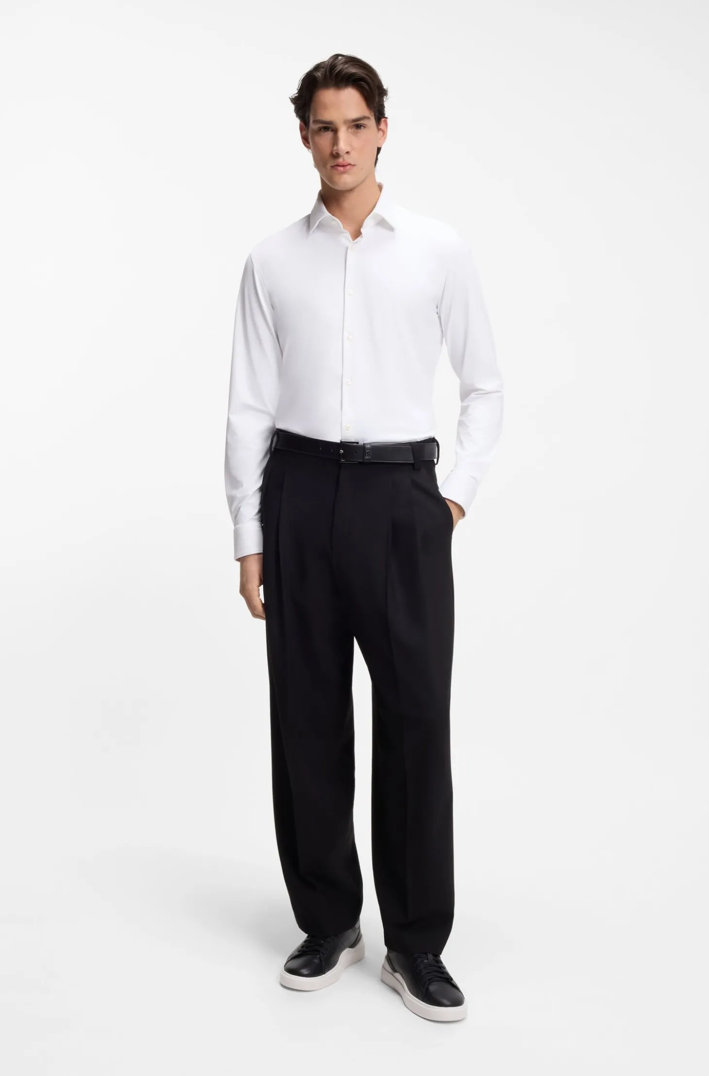 Slim-Fit Hemd aus funktionalem Stretch-Jersey