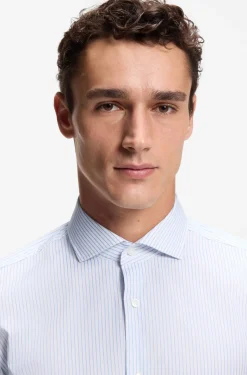 Slim-Fit Hemd aus gestreifter Stretch-Baumwolle mit bügelleichtem Finish