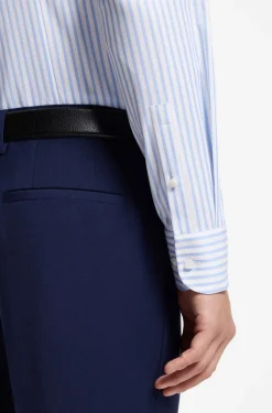 Slim-Fit Hemd aus gestreifter Stretch-Baumwolle mit bügelleichtem Finish