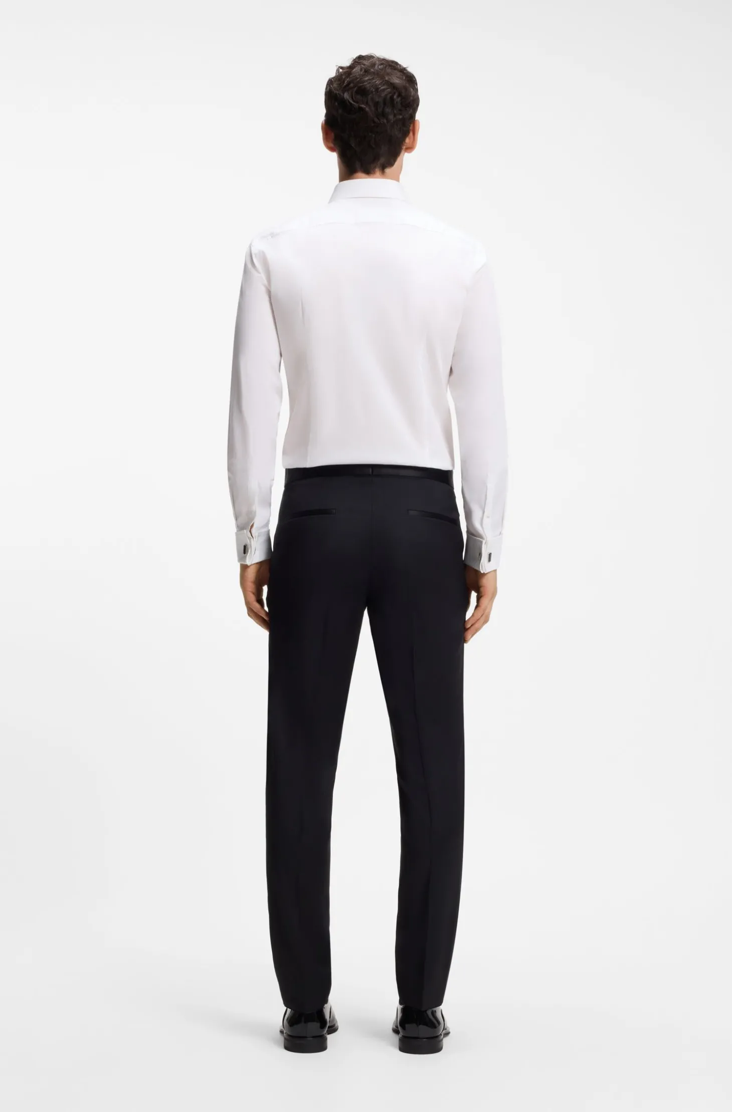 Slim-Fit Hemd aus gestreifter Stretch-Baumwolle mit bügelleichtem Finish