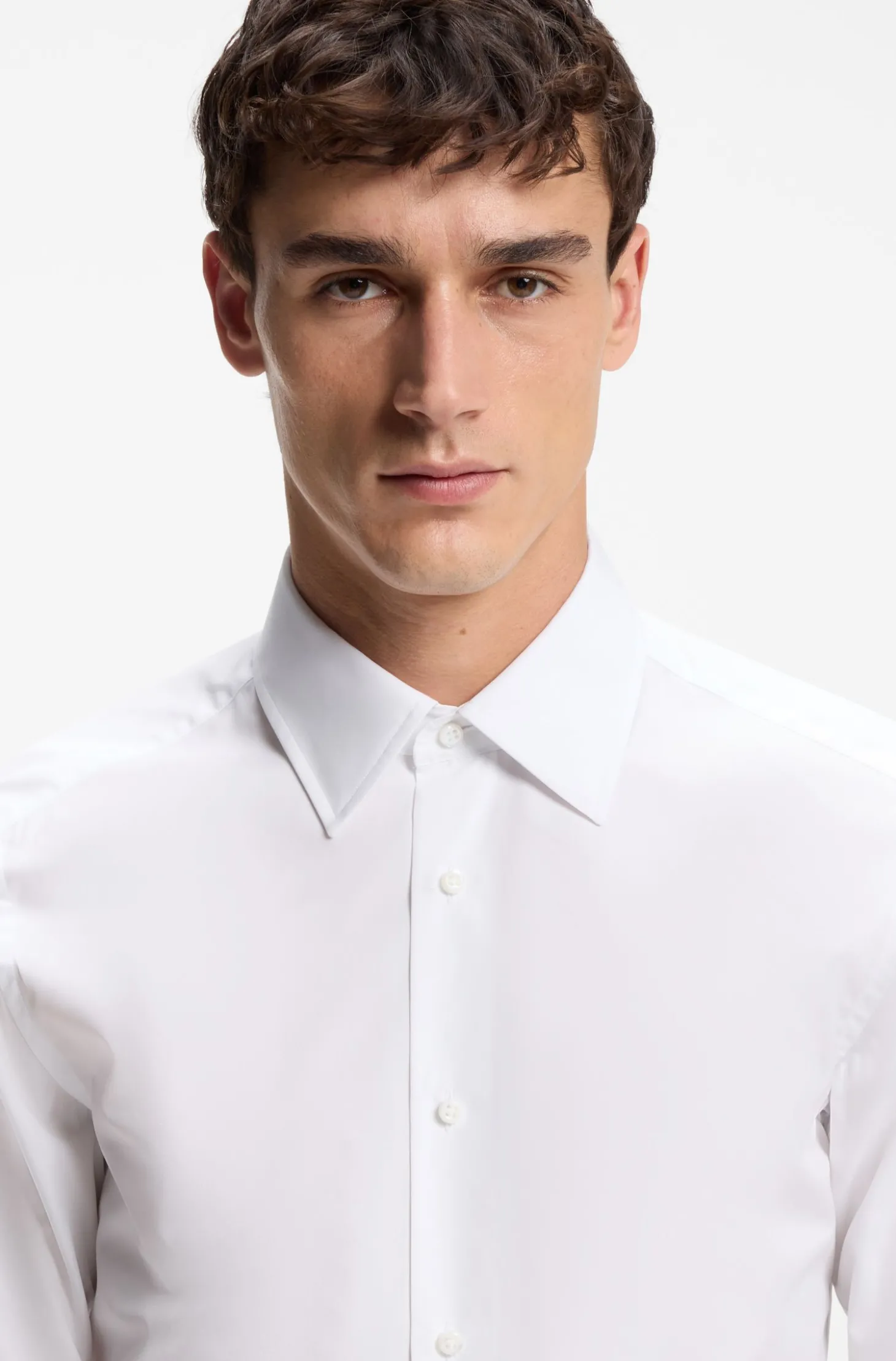 Slim-Fit Hemd aus italienischer Baumwoll-Popeline
