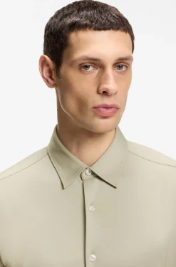 Slim-Fit Hemd aus strukturiertem Performance-Stretch-Gewebe