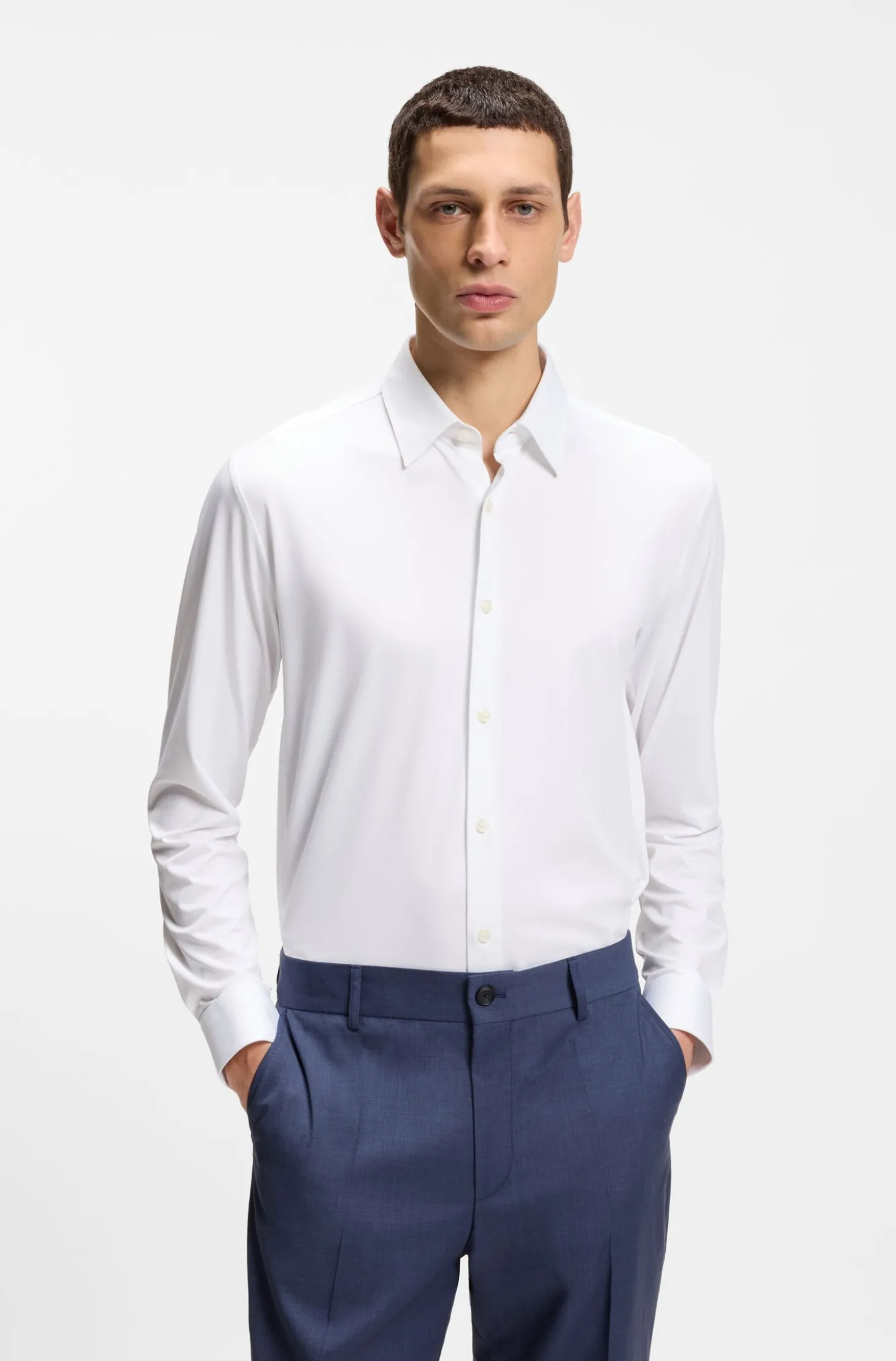 Slim-Fit Hemd aus strukturiertem Performance-Stretch-Gewebe
