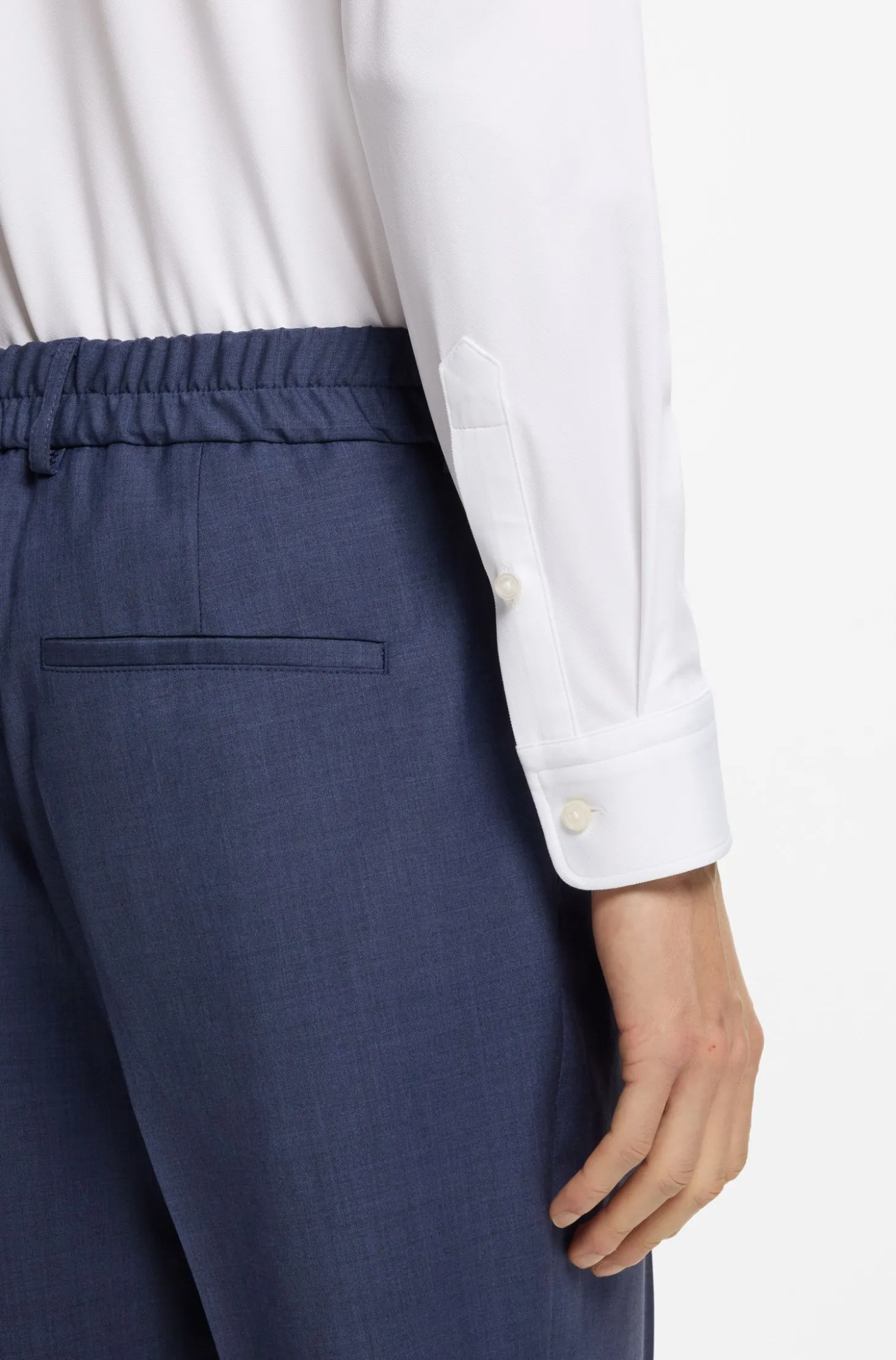 Slim-Fit Hemd aus strukturiertem Performance-Stretch-Gewebe