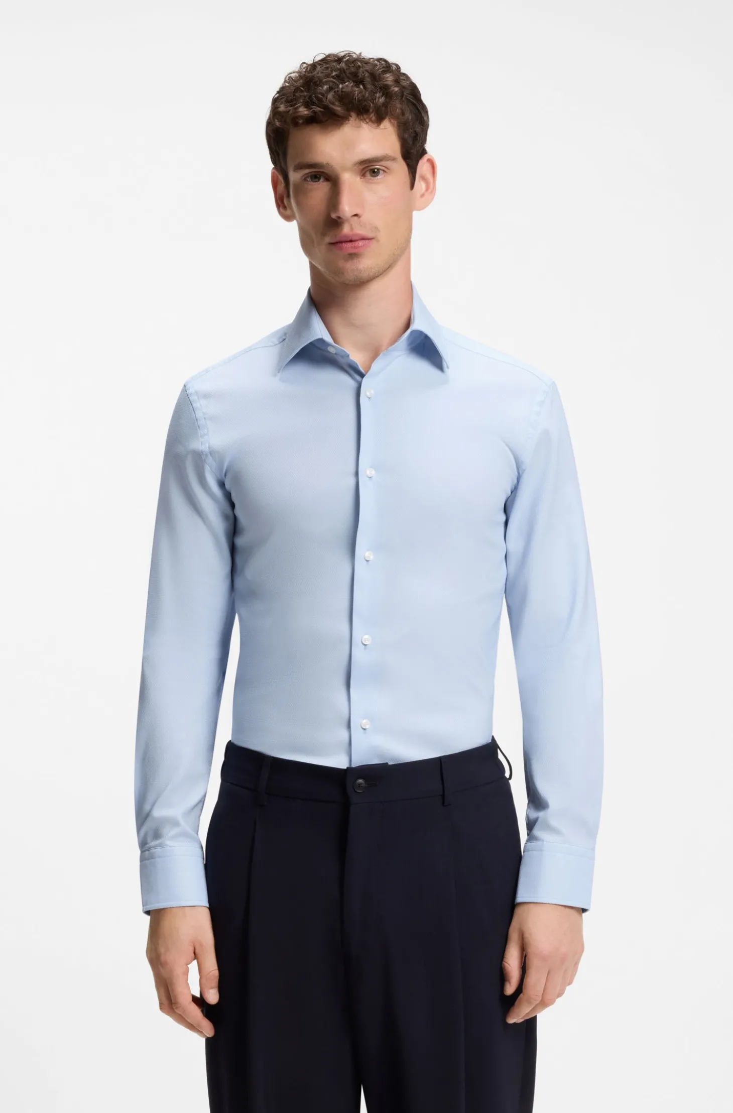 Slim-Fit Hemd aus thermoregulierendem, strukturiertem Baumwoll-Mix