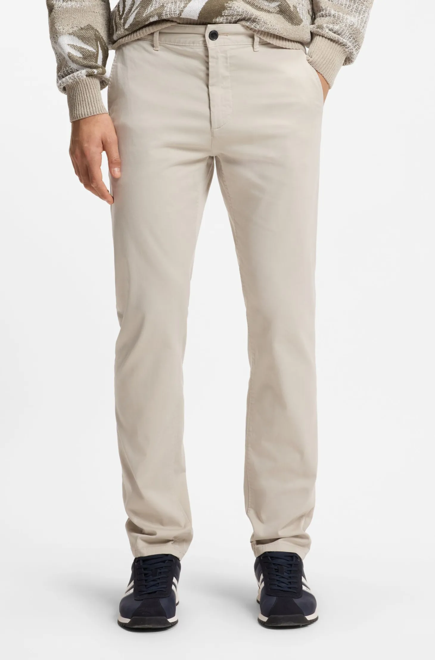 Slim-Fit Hose aus überfärbtem elastischem Satin