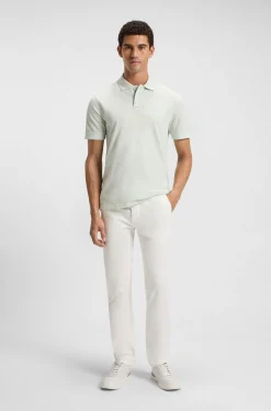 Slim-Fit Hose aus überfärbtem elastischem Satin