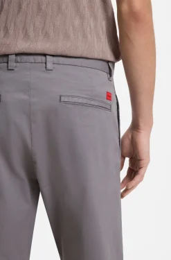 Slim-Fit Hose aus elastischer Baumwoll-Gabardine