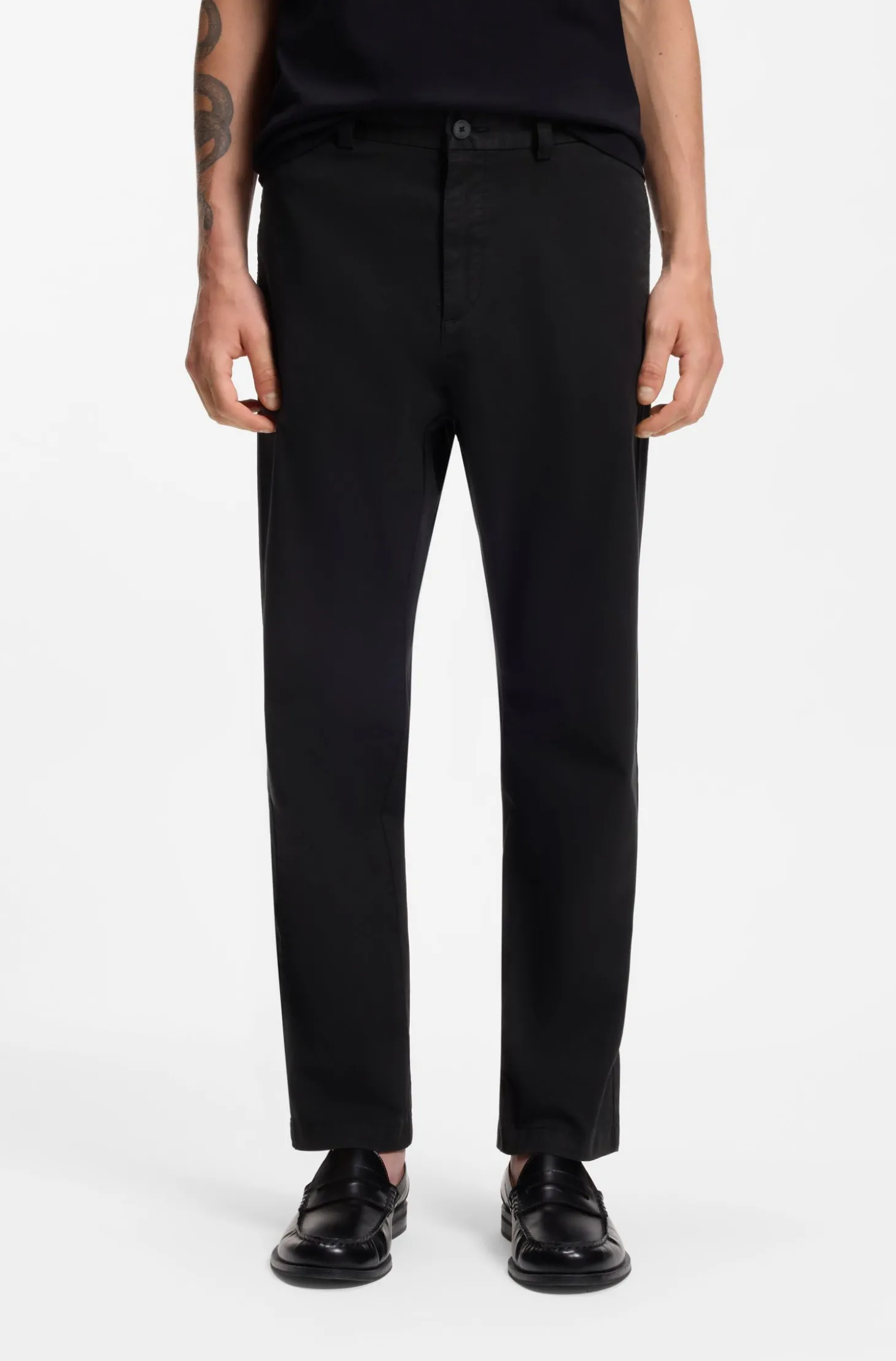 Slim-Fit Hose aus elastischer Baumwoll-Gabardine