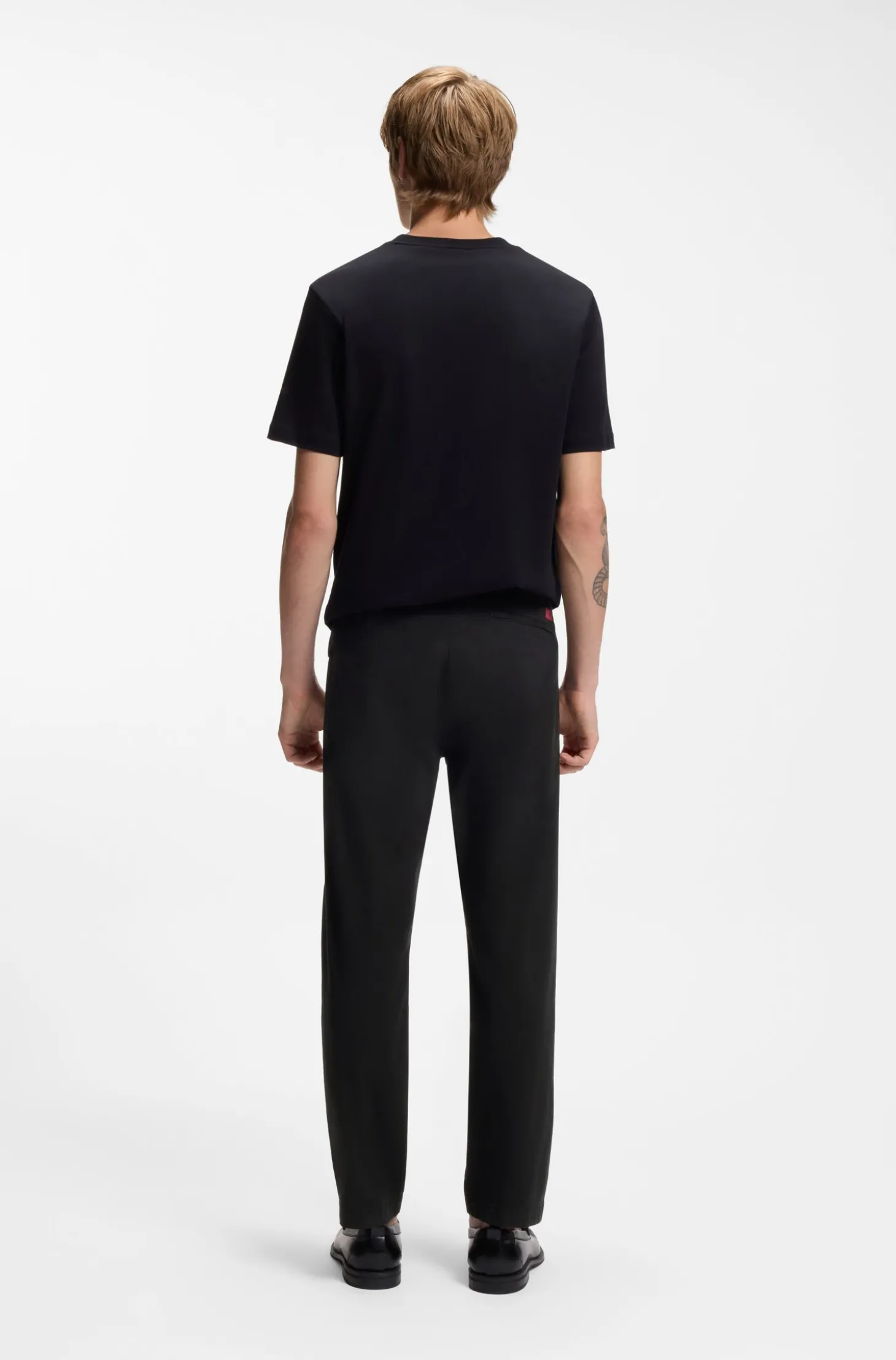 Slim-Fit Hose aus elastischer Baumwoll-Gabardine