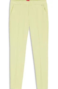 Slim-Fit Hose aus Stretch-Gewebe mit Logo-Niete