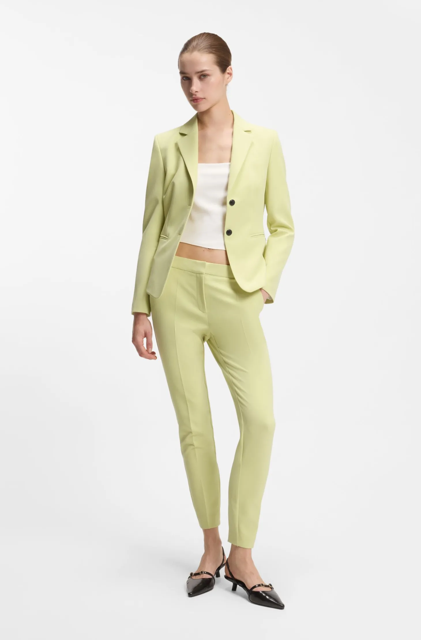 Slim-Fit Hose aus Stretch-Gewebe mit Logo-Niete