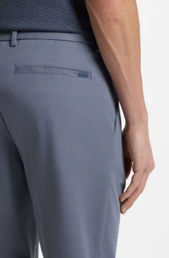 Slim-Fit Hose aus Vier-Wege-Stretch-Gewebe