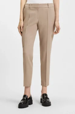 Slim-Fit Hose mit geschlitztem Saum