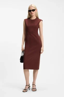 Slim-Fit Kleid mit Flügelärmeln