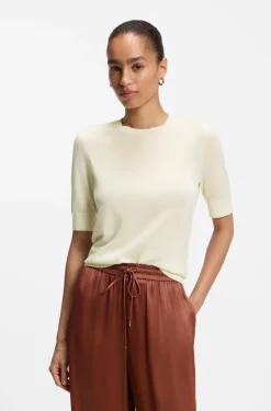 Slim-Fit Kurzarmpullover aus superfeiner Merinowolle