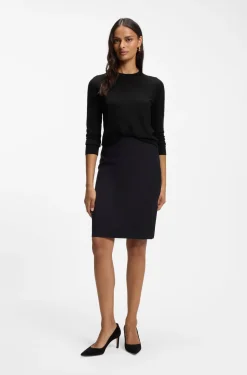 Slim-Fit Pullover aus Merinowolle mit Rundhalsausschnitt
