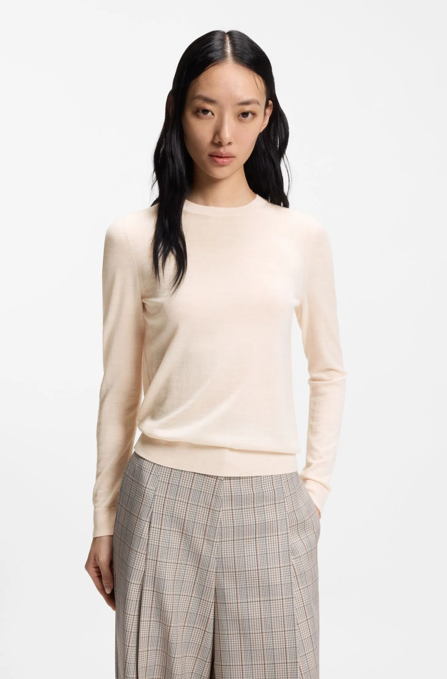 Slim-Fit Pullover aus Merinowolle mit Rundhalsausschnitt
