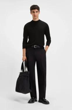 Slim-Fit Pullover mit hohem Ausschnitt