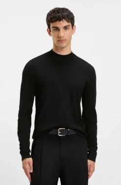 Slim-Fit Pullover mit hohem Ausschnitt