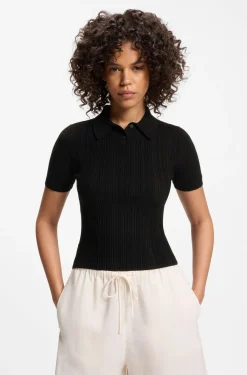 Slim-Fit Pullover mit Polokragen und Rippstruktur
