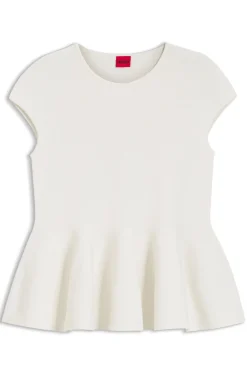 Slim-Fit Pullover mit Schößchensaum