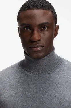 Slim-Fit Rollkragenpullover aus extrafeiner Merinowolle