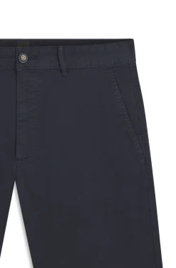 Slim-Fit Shorts aus elastischem Baumwoll-Twill