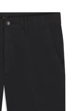 Slim-Fit Shorts aus elastischem Baumwoll-Twill