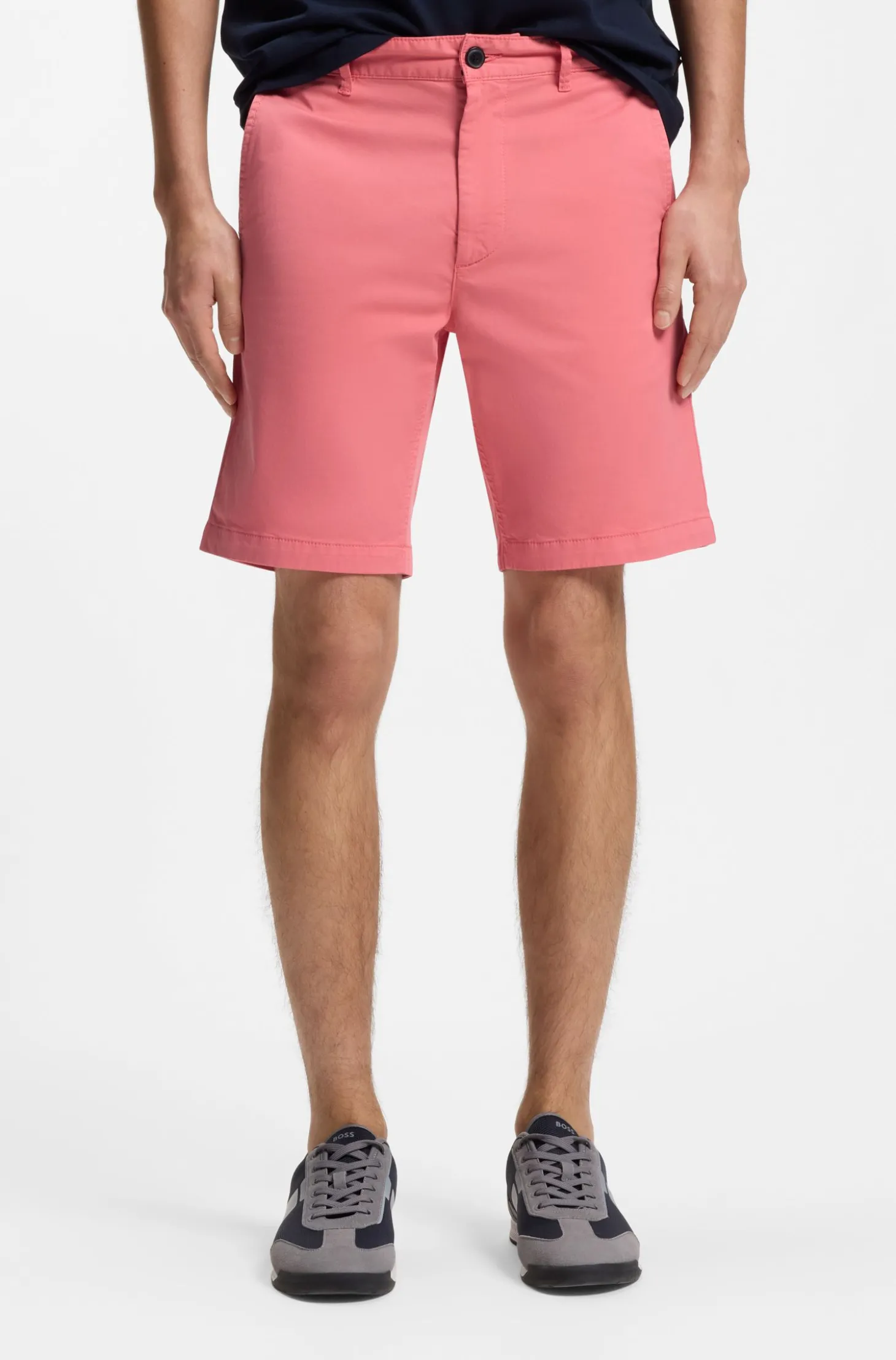 Slim-Fit Shorts aus elastischem Baumwoll-Twill