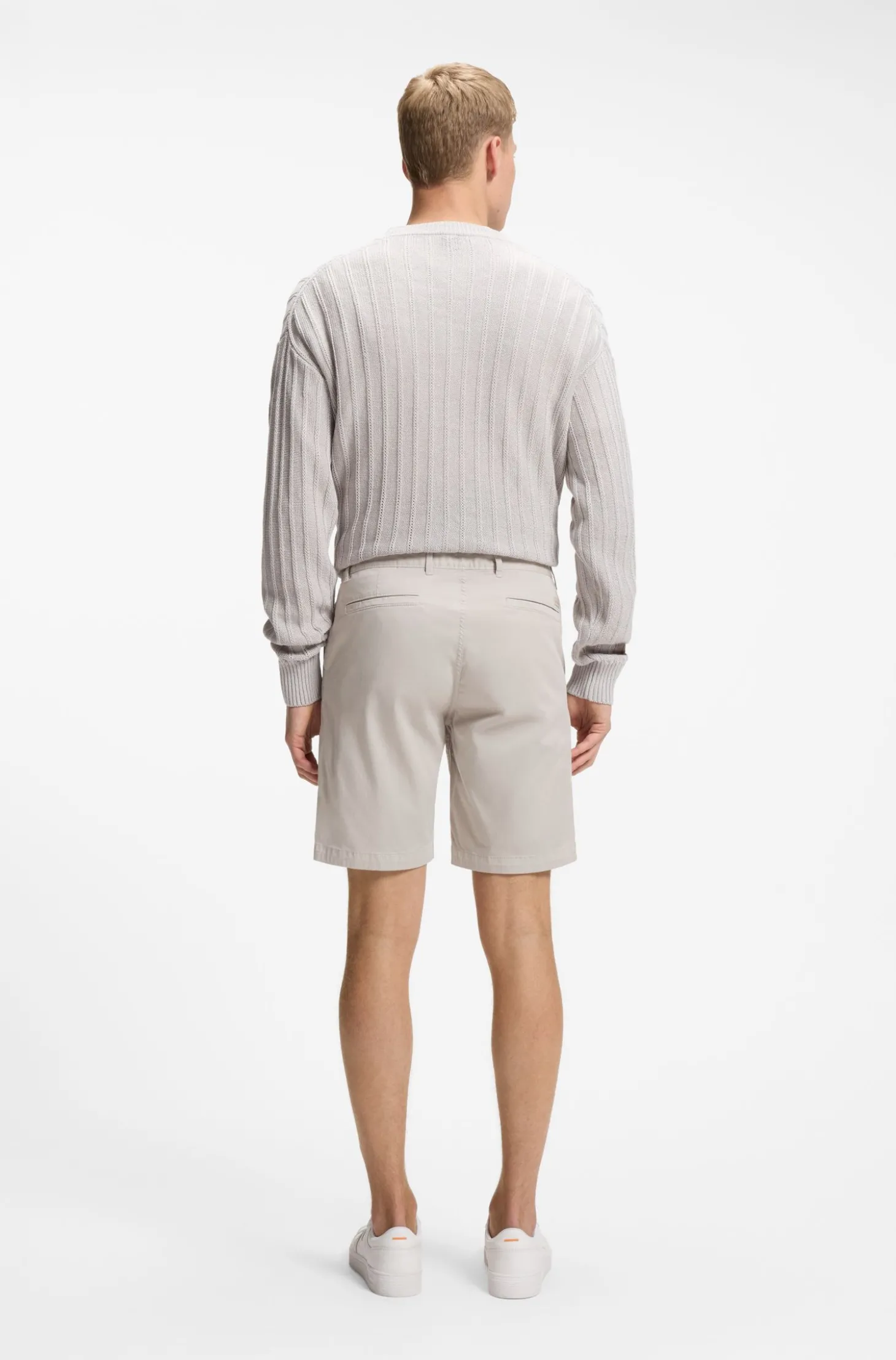 Slim-Fit Shorts aus elastischem Baumwoll-Twill