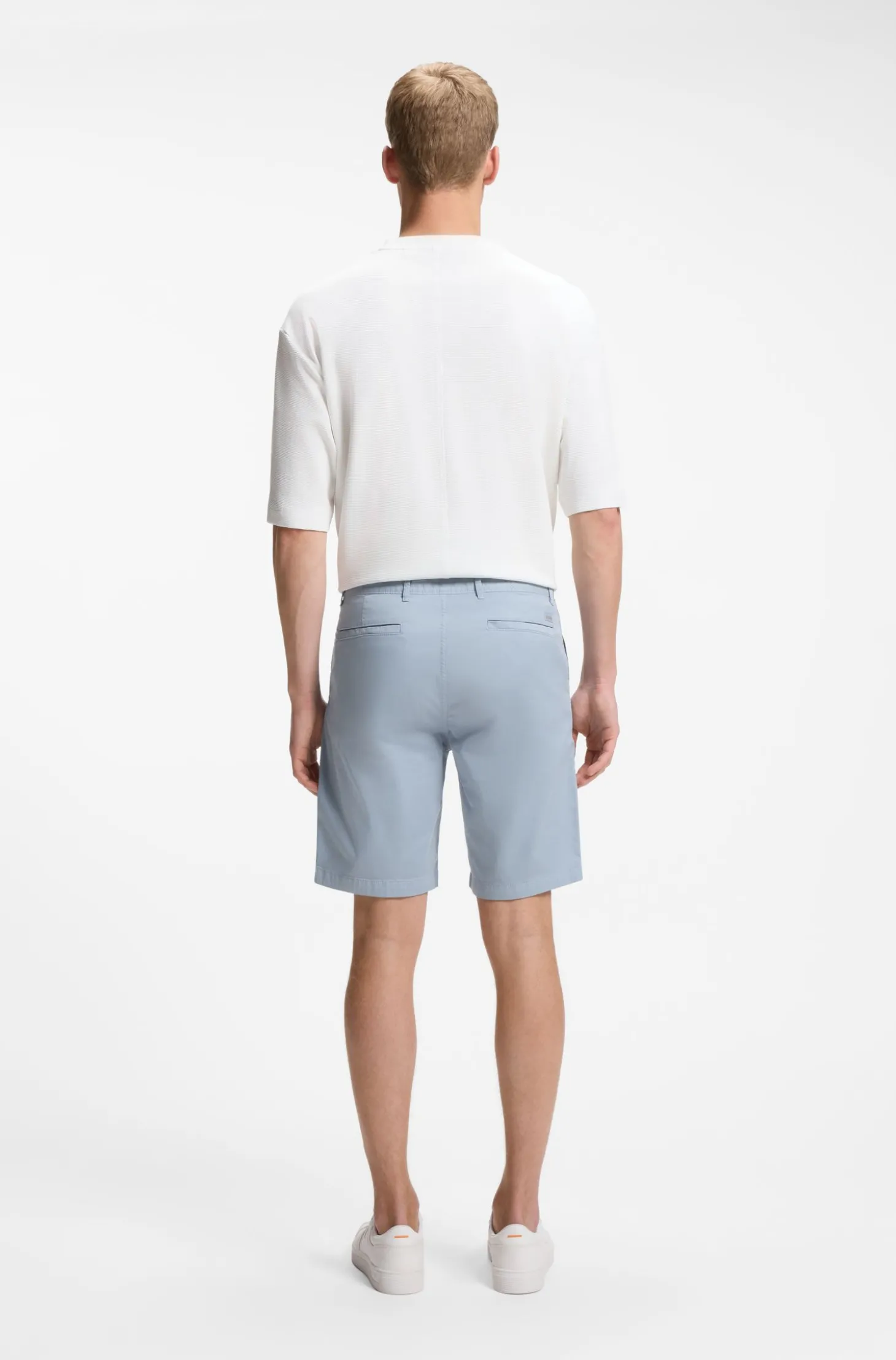 Slim-Fit Shorts aus elastischem Baumwoll-Twill