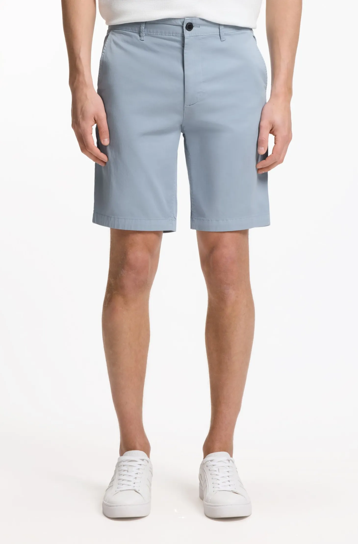 Slim-Fit Shorts aus elastischem Baumwoll-Twill
