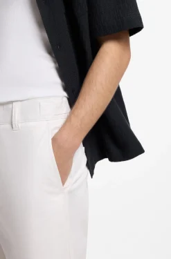 Slim-Fit Shorts aus merzerisierter Stretch-Baumwolle