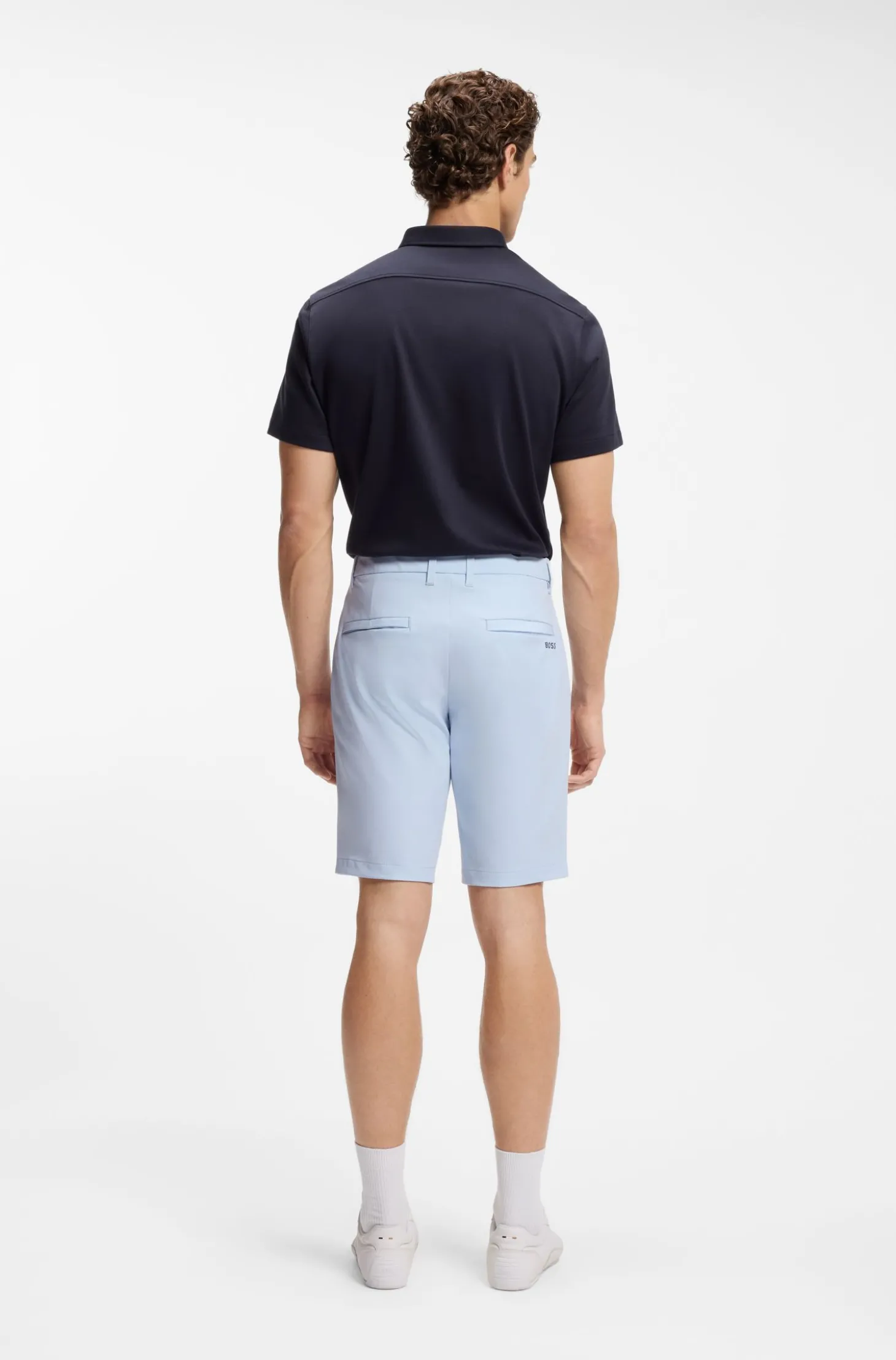 Slim-Fit Shorts aus wasserabweisendem Stretch-Gewebe