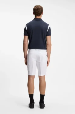 Slim-Fit Shorts aus wasserabweisendem Stretch-Gewebe