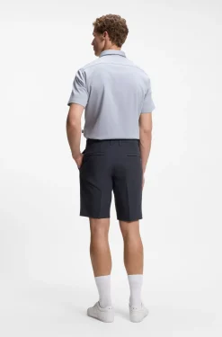 Slim-Fit Shorts aus wasserabweisendem Stretch-Gewebe