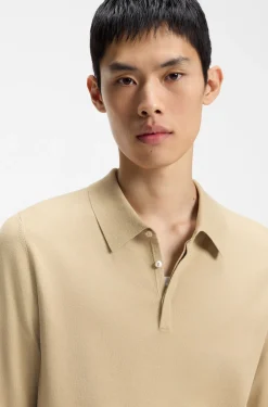Slim-Fit Strick-Poloshirt mit Logo auf der Rückseite