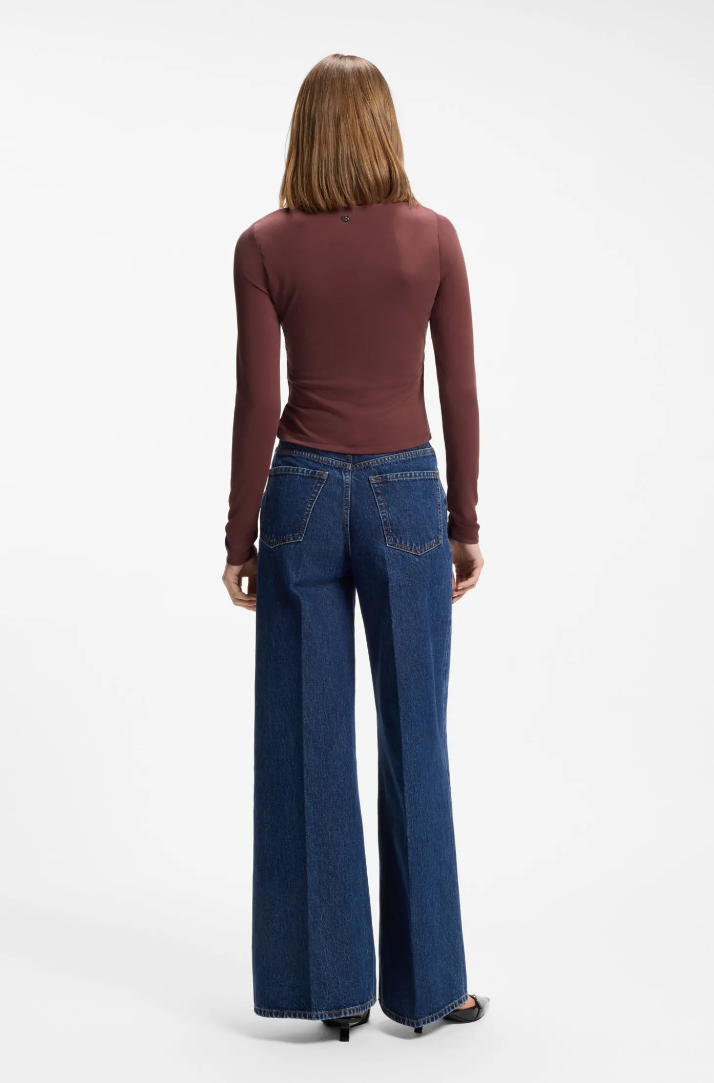 Slim-Fit Top aus Cupro mit modernem U-Boot-Ausschnitt