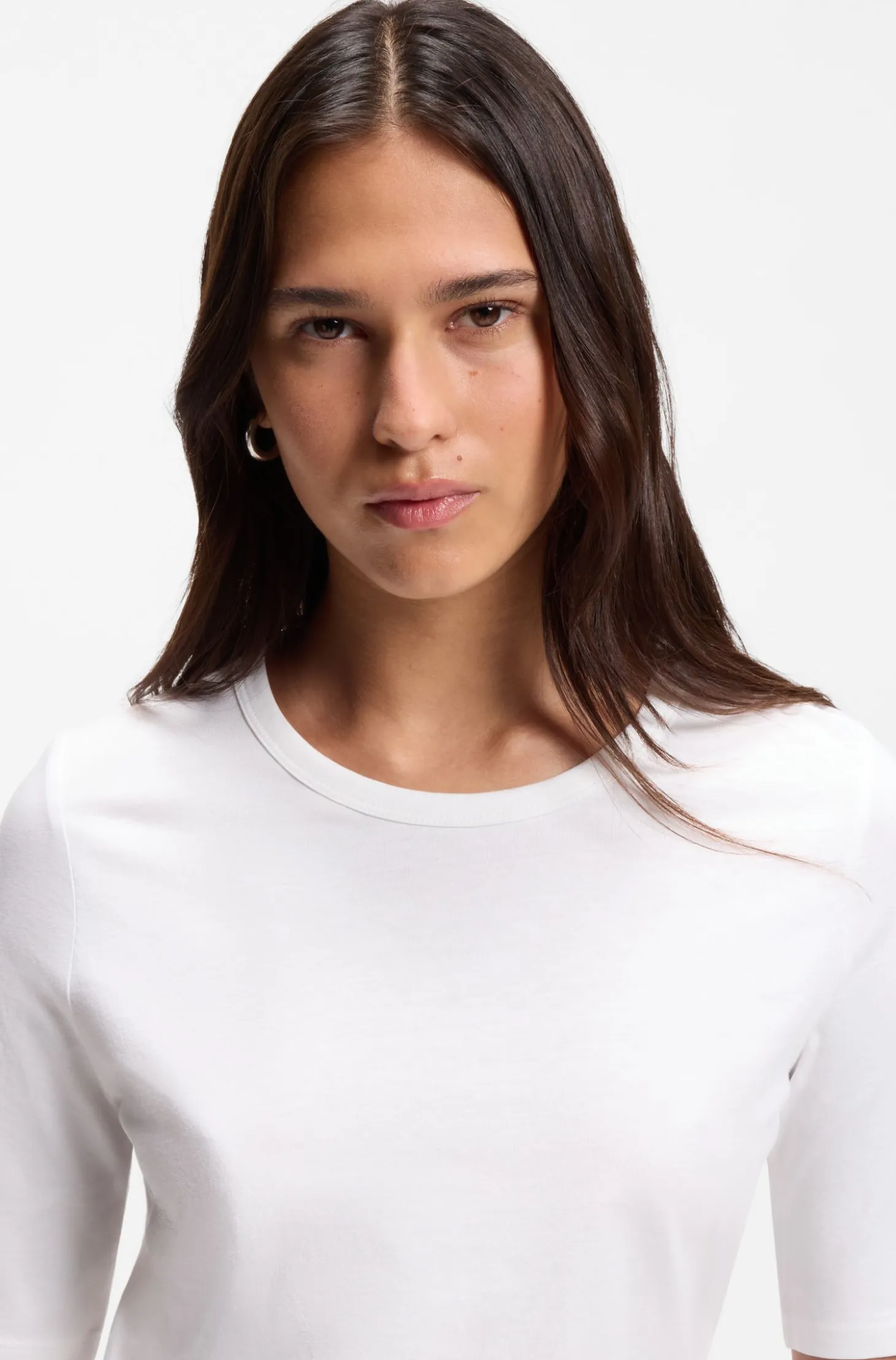 Slim-Fit T-Shirt aus Baumwolle, Modal und Seide
