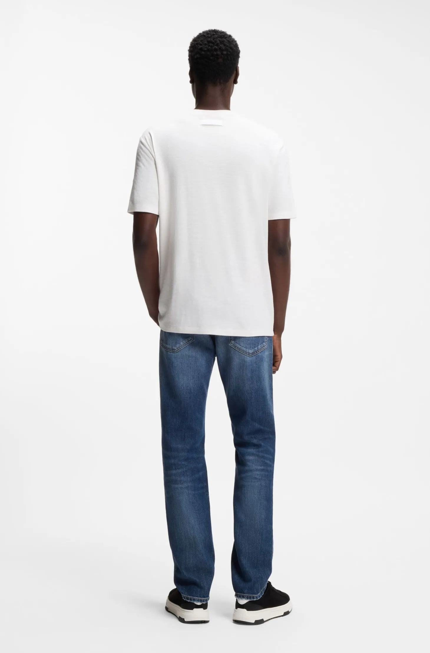 Slim-Fit T-Shirt aus strukturiertem Interlock