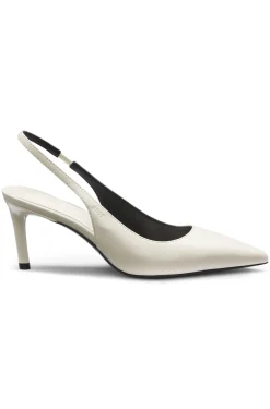 Slingbacks aus Lackleder