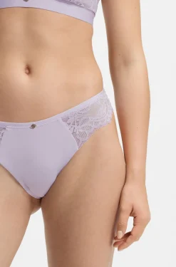 Slip aus Spitze mit plissiertem Mesh und goldenem Anhänger