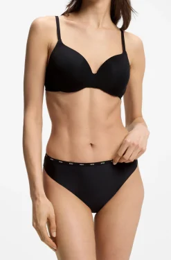 Slip mit niedriger Bundhöhe und cleanen Abschlüssen