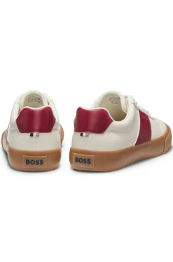 Sneakers aus genarbtem Kunstleder mit Besätzen aus echtem Leder