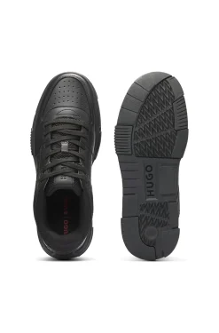 Sneakers aus Kunstleder mit Mesh-Details